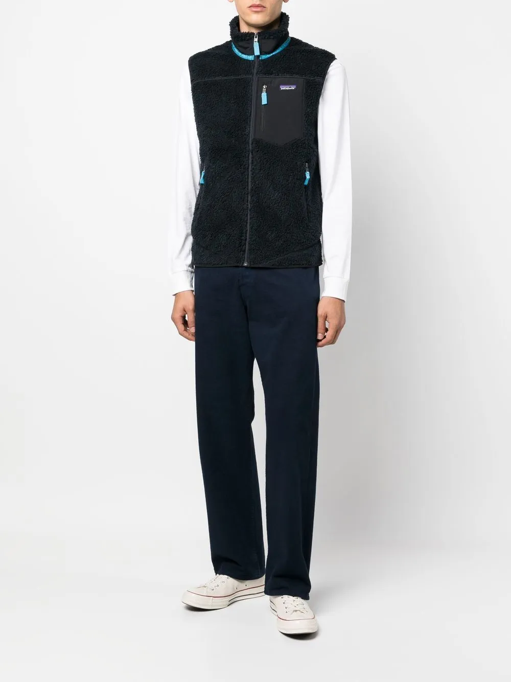 faux-shearling logo-patch gilet