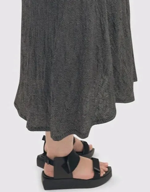 Jill Crinkle Swing Dress, Mono