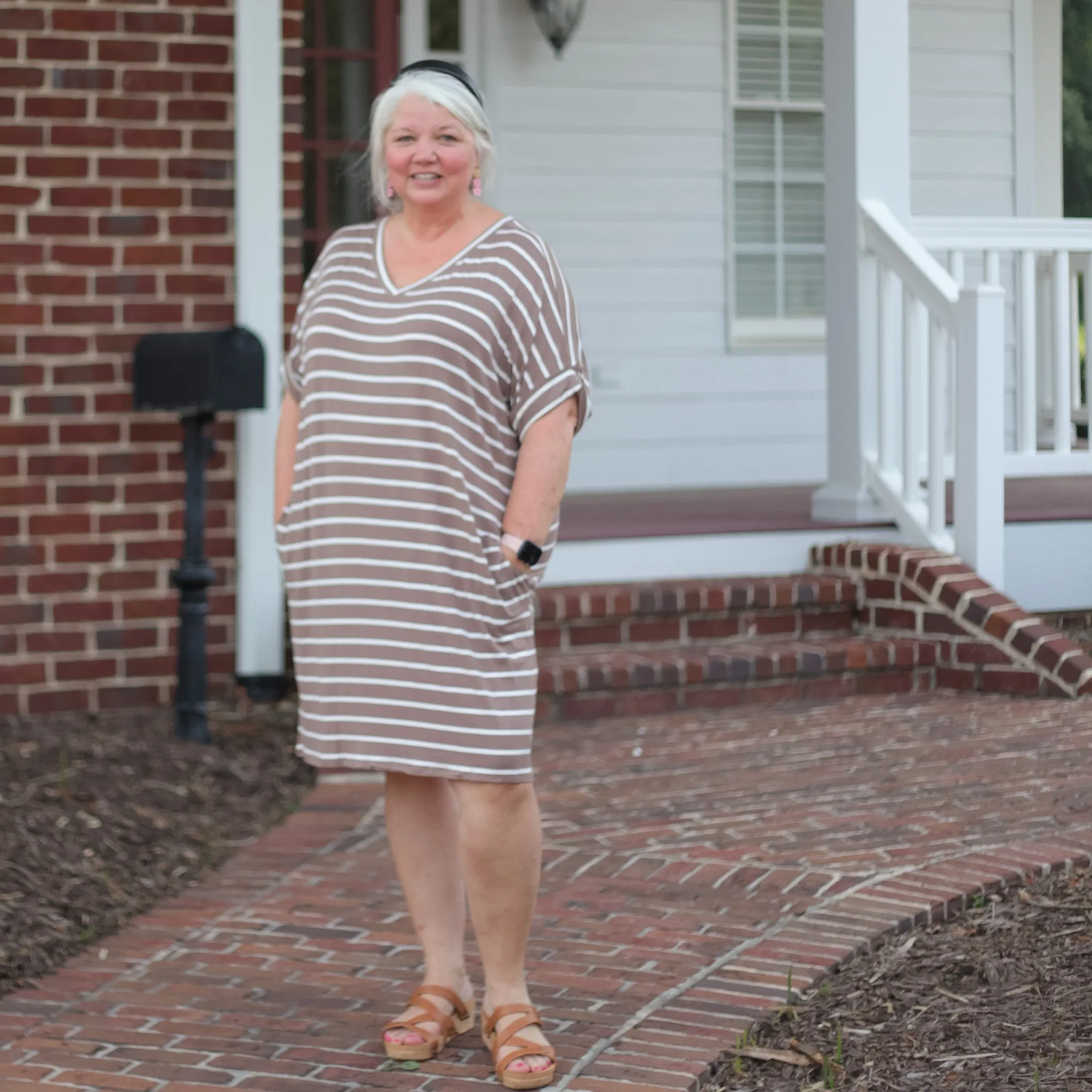 Rolled Short Sleeve V-Neck Dress in Curvy
